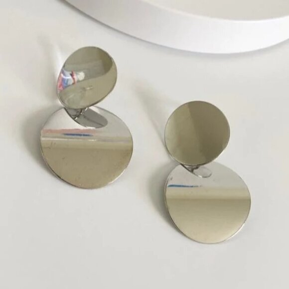 Silvia Statement Earrings (silver color) - Picture 1 of 4
